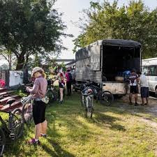 Cycling Tour via Backroads from Hanoi to Ho Chi Minh City 15 Days